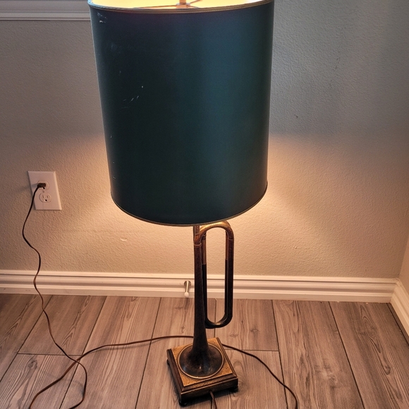 1960s Mid CENTURY Horn Trumpet Instrument Stylish Lamp Vintage Regent Tested - Picture 1 of 9